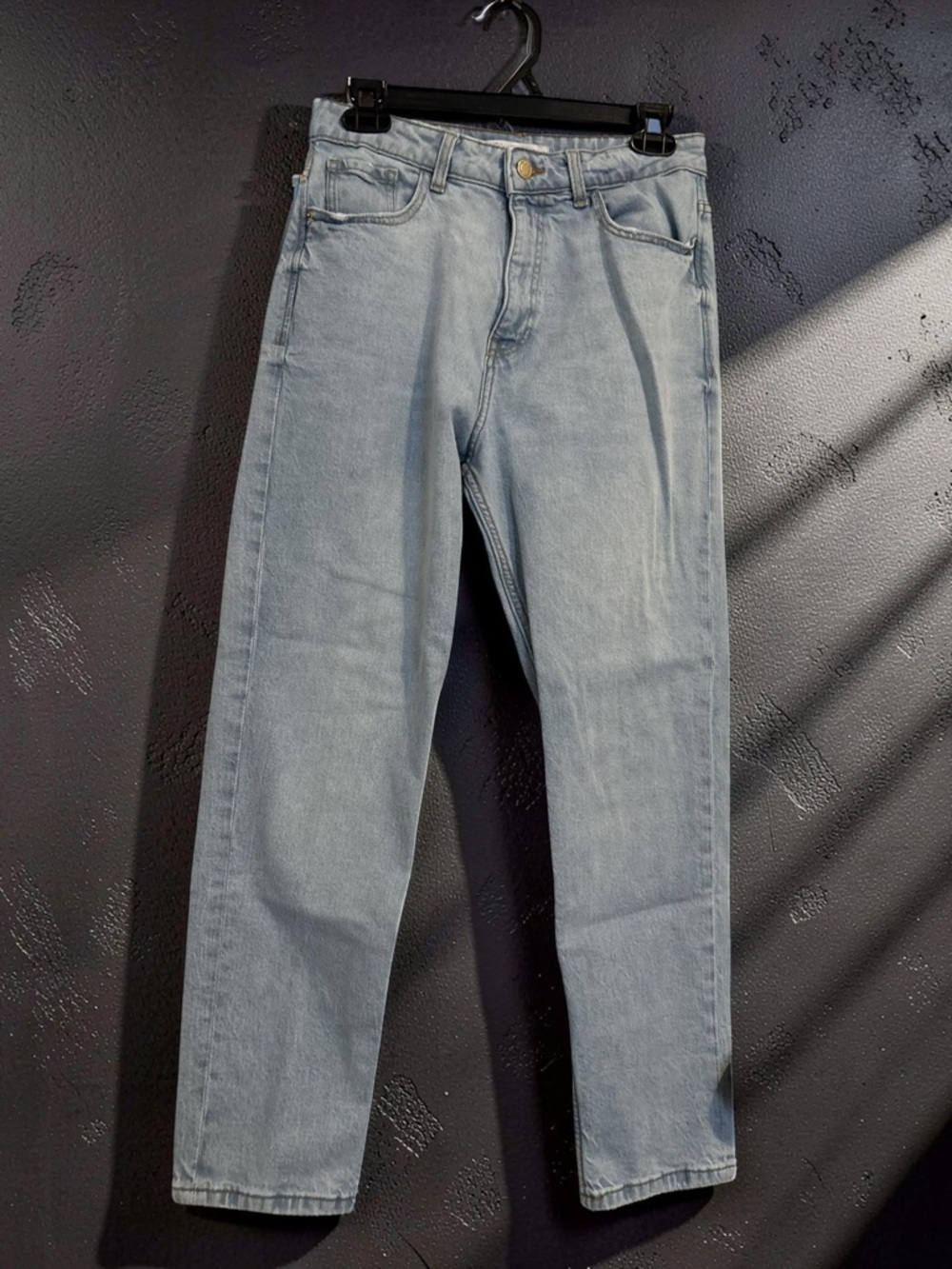 Zara Light Wash Jeans | High Waist Denim | Classic Straight Fit Jeans